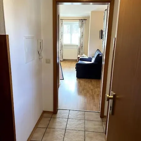 Gastehaus Bauer - Helles, Geraumiges Mit Super Zuganbindung Apartman *